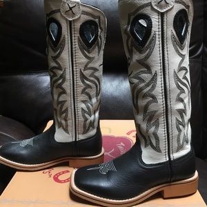 NWT Twisted X kid’s buckaroo boot little kid size 11 medium width